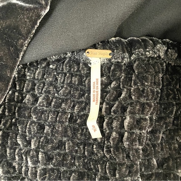 Free People Marie Velvet Open Back Crop Top Black - Picture 9 of 15